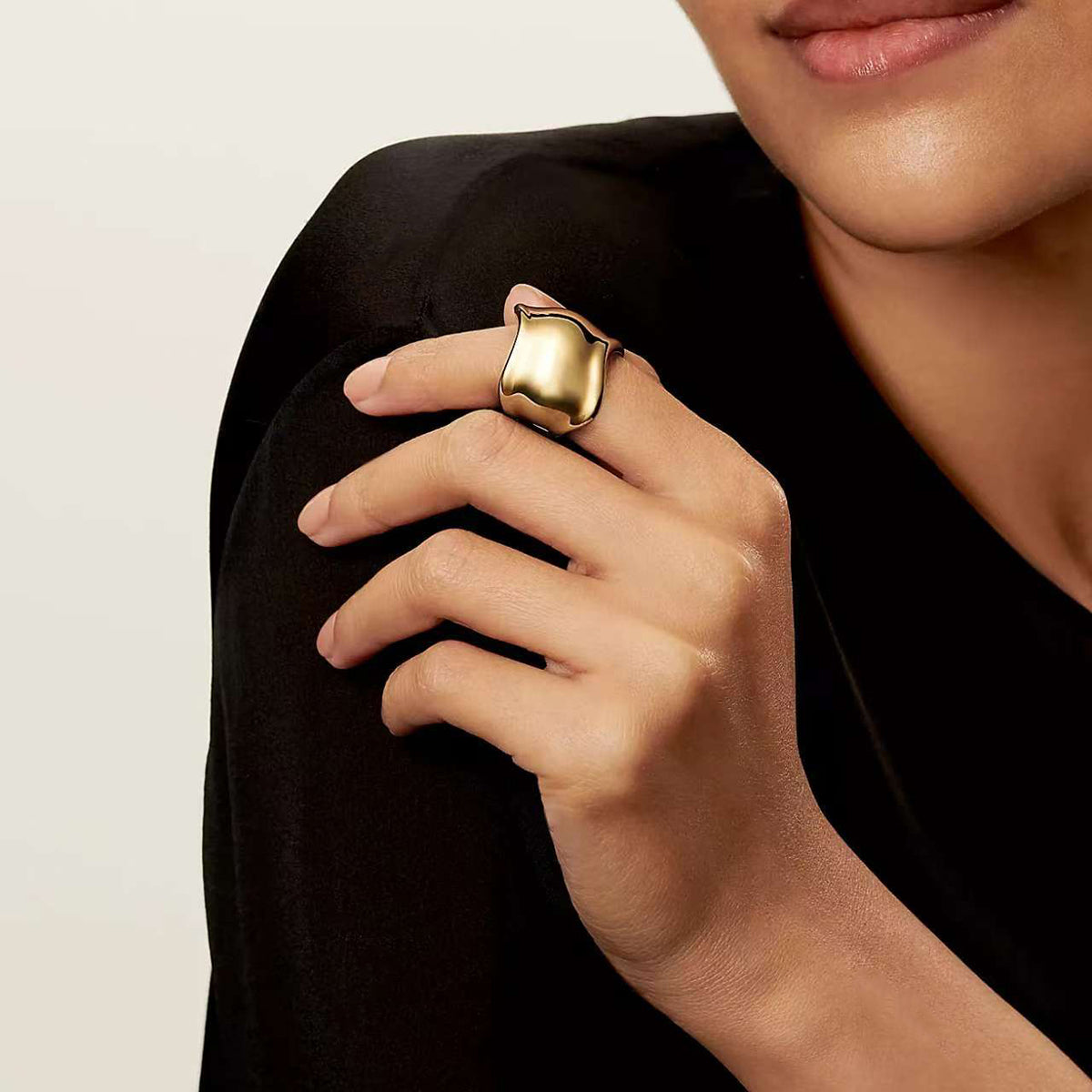 Break the Mold: Discover the Bold Elegance of the AuricAdorn Bone Ring